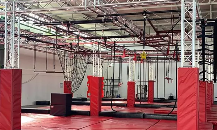 Tages-Eintritt für den Ninja Warrior Parkour