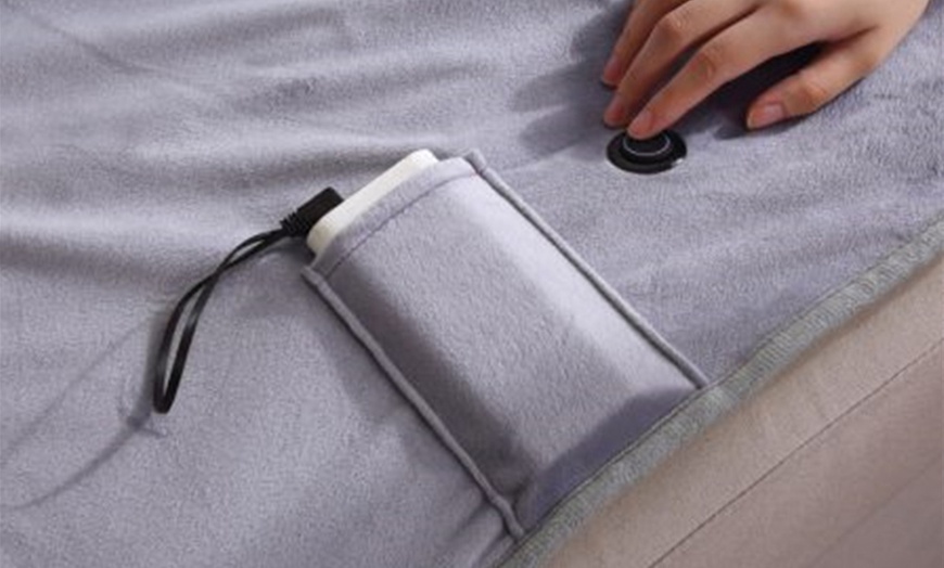 Image 8: USB Powered Heated Blanket