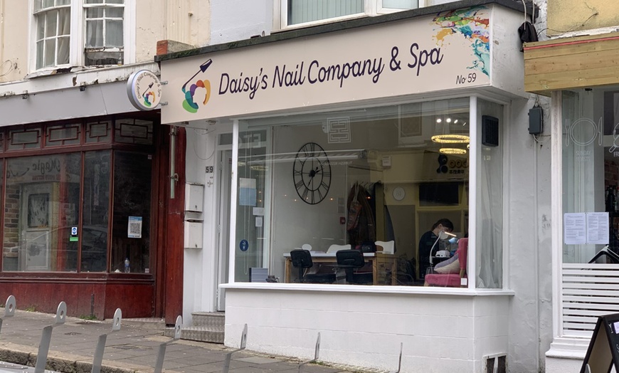 Image 5: One HIFU Facial Treatment On Full Face & Neck & Decolletage Area