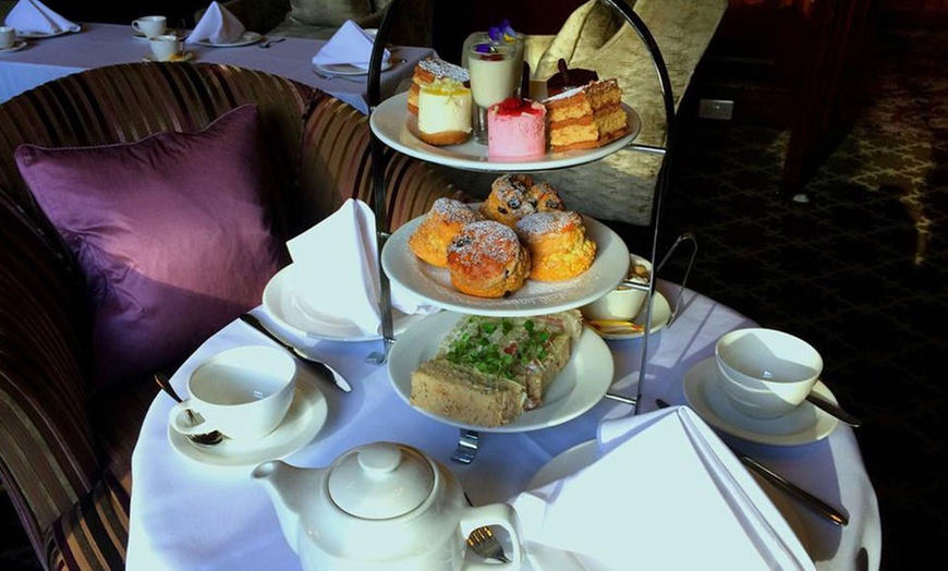 Image 5: Afternoon Tea for Two