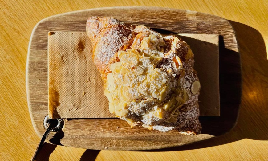 Image 6: Tasty Breakfast/Lunch with Refreshing Drinks (For 1 or 2 People)