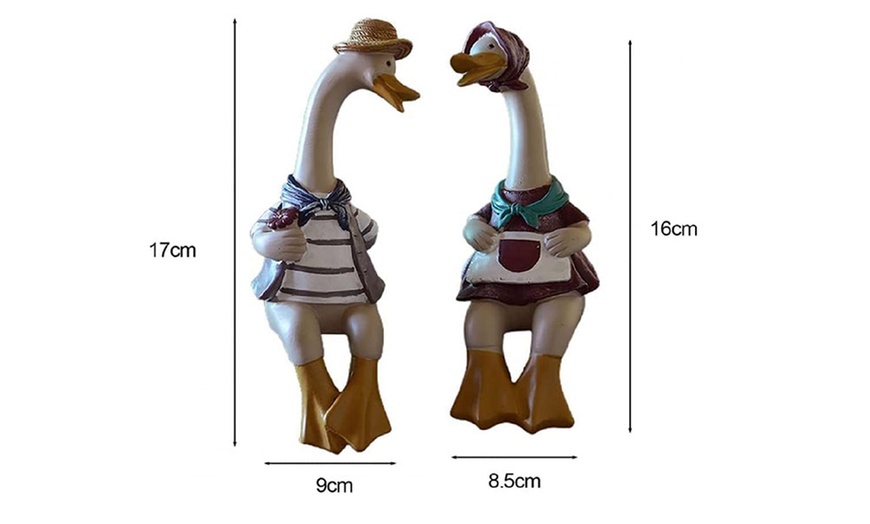 Image 9: Garden Resin Couple Duck Statue Decoration