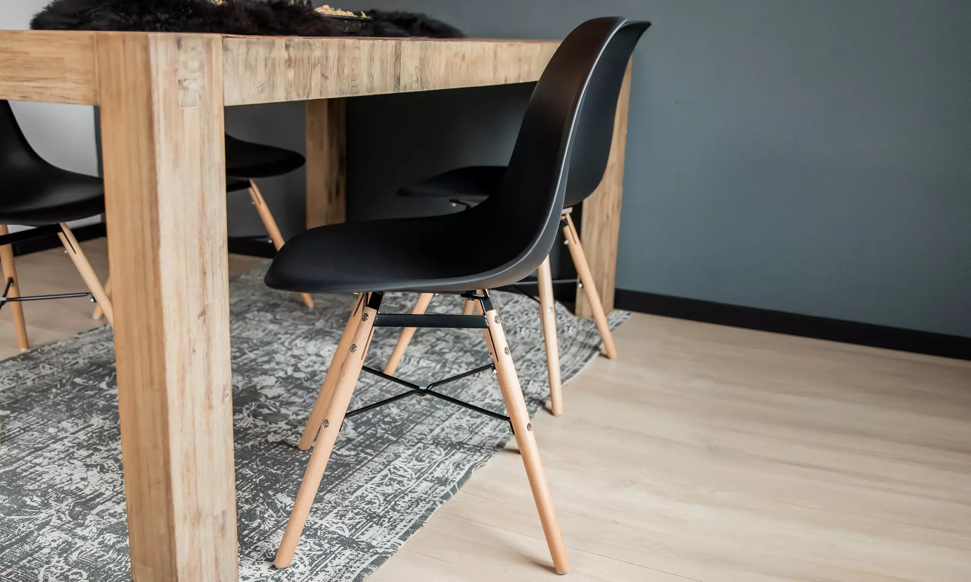 Lot de 4 chaises de salle à manger modèle "Jena" de la marque Urban Living, livraison offerte - Primary Image