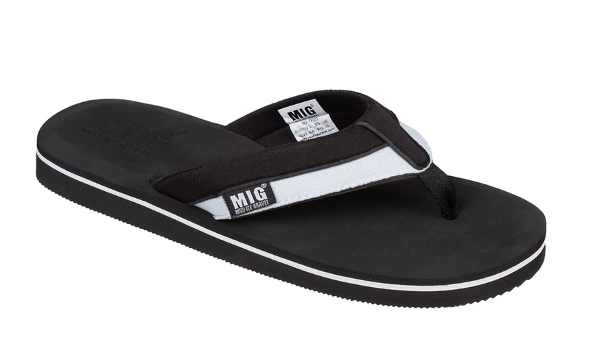 Image 12: MIG Men's Classic Flip Flops