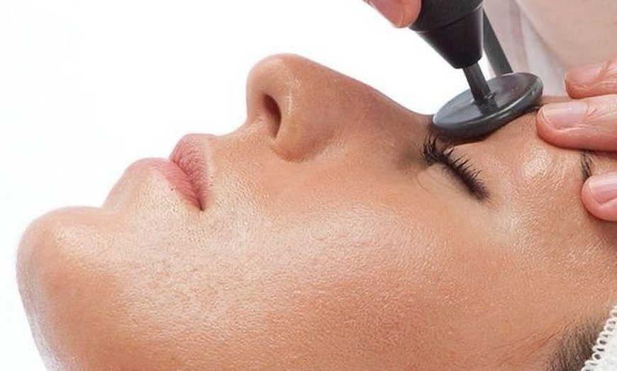 Image 1: ¡Revitaliza tu piel con radiofrecuencia!