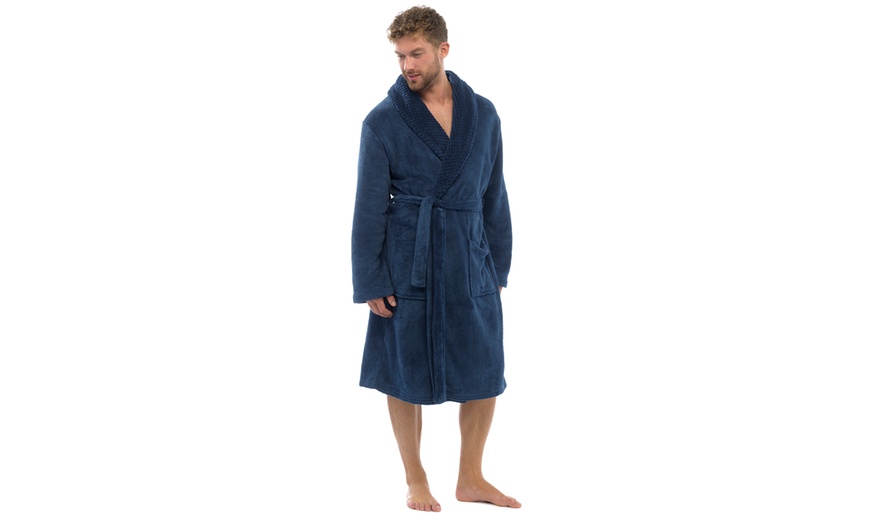 Image 11: Men's Fleece Dressing Gowns