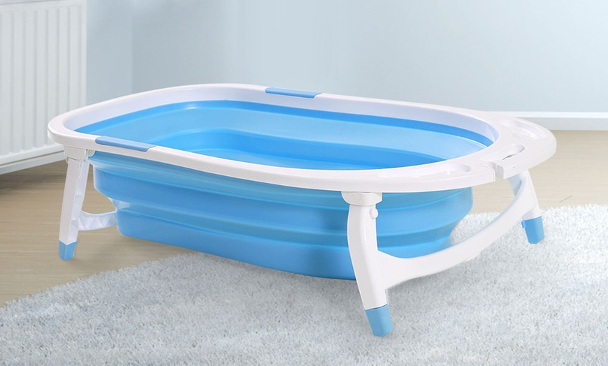 Image 5: Collapsible Baby Bathtub
