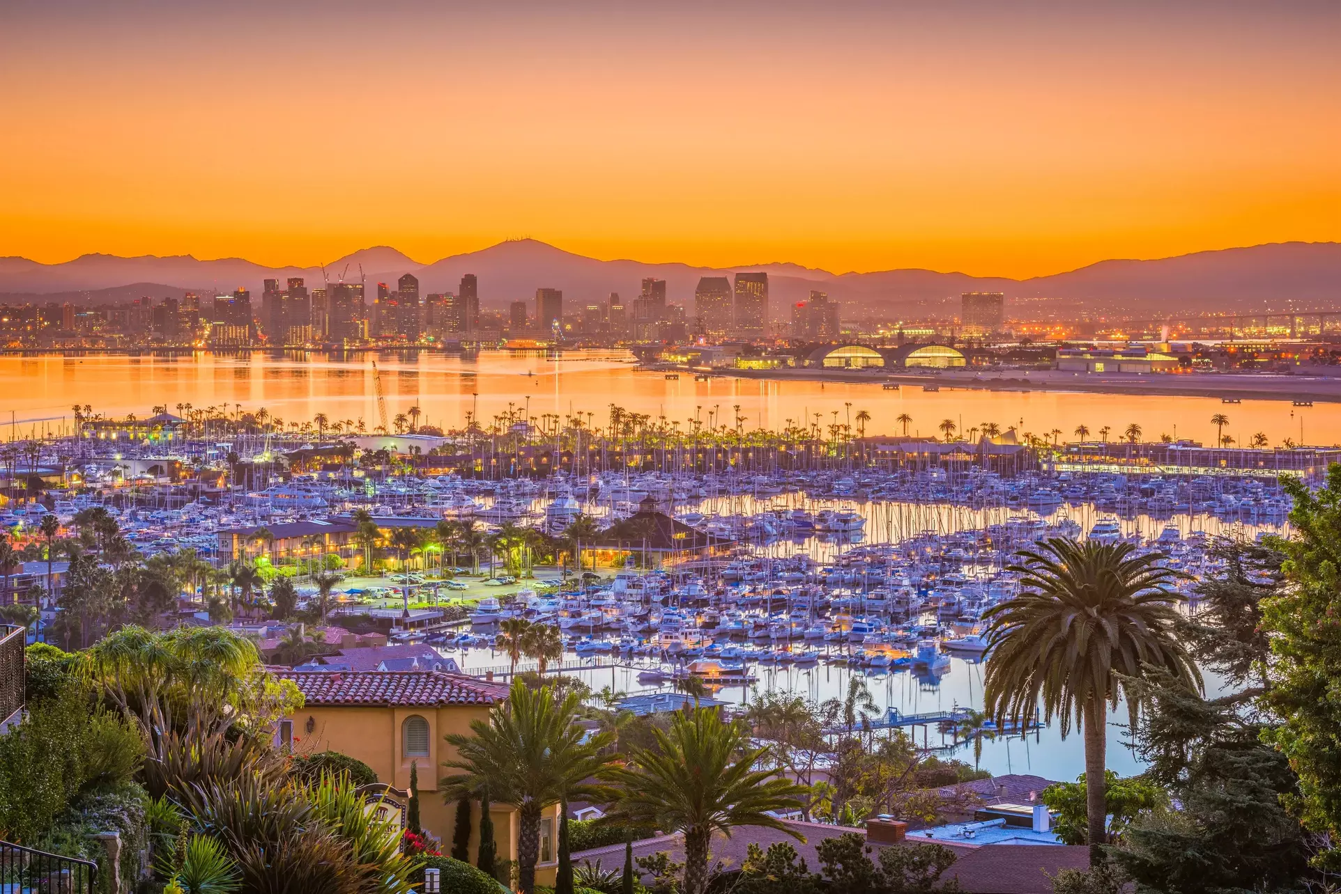 Explore Coronado on a Pedicab Tour for Up to 6 People