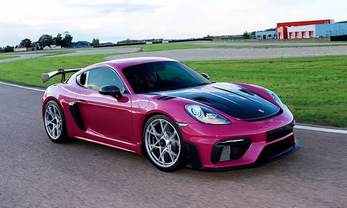 Vibrez au volant de votre bolide préféré : 2 tours de circuit