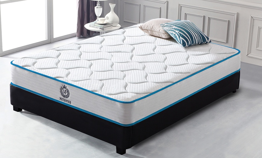 Image 1: Matelas Métropole à mémoire de forme et ressorts ensachés