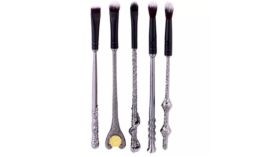 Image 4: Harry Potter-Themed Brush Set