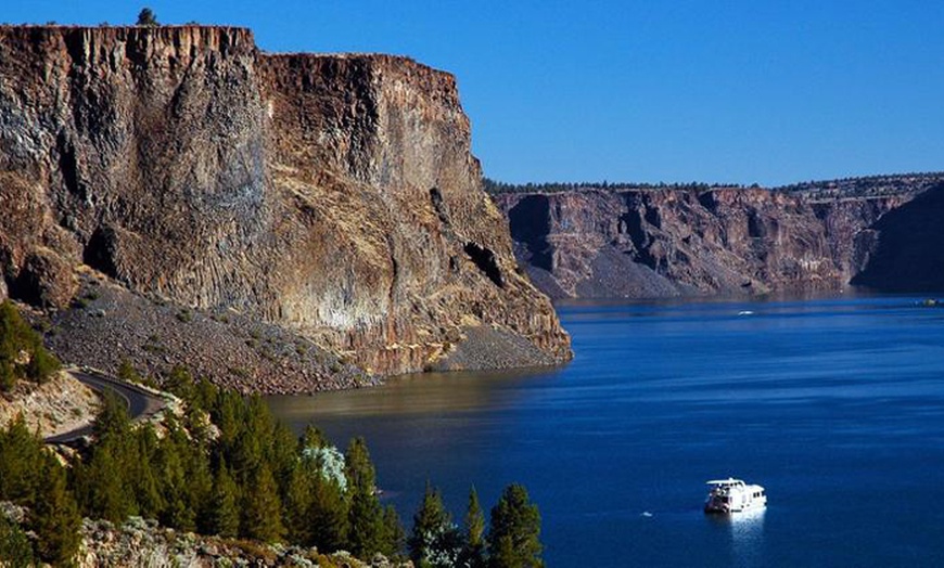 lake billy chinook kayak rentals