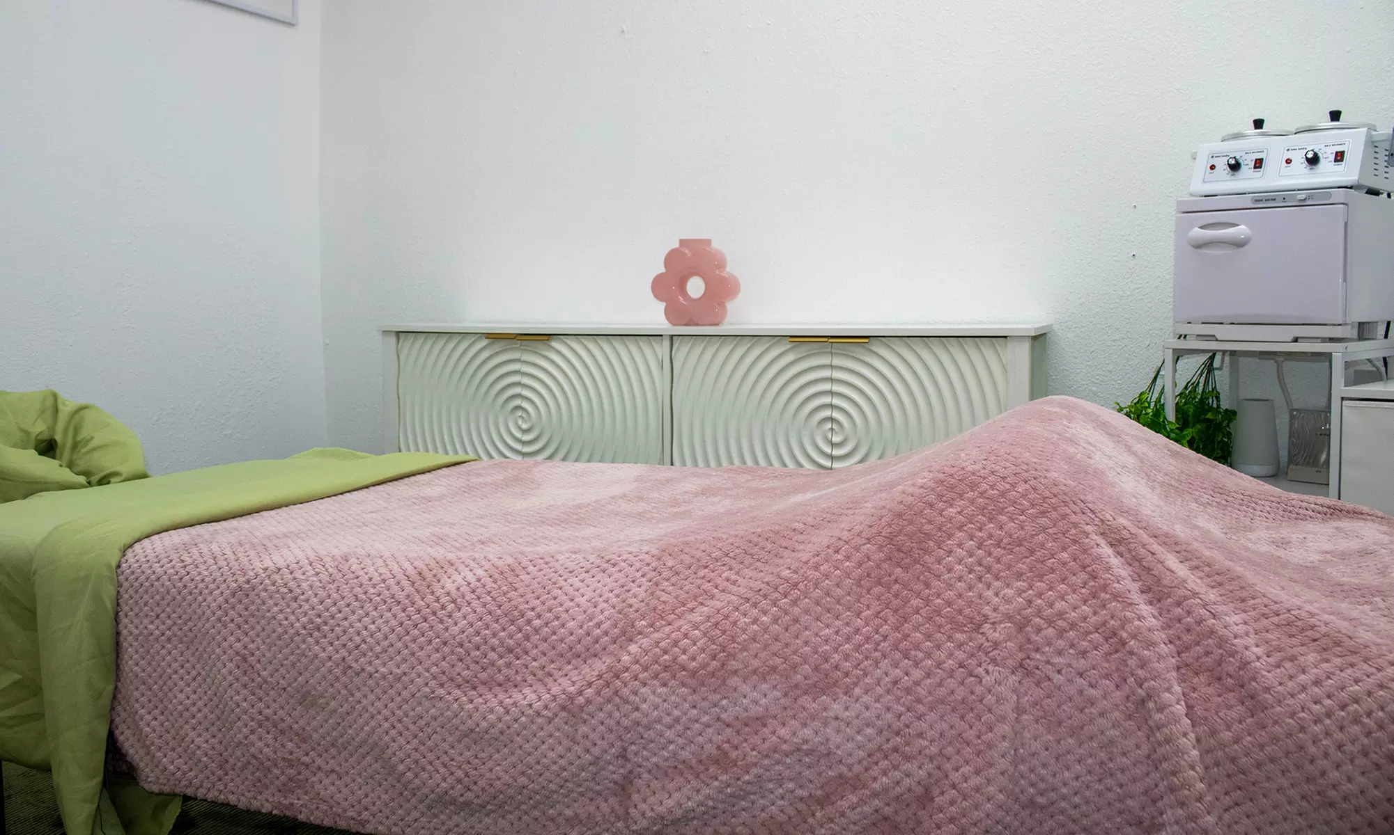 Discover Comfort with 60 or 90 Minute Deep Tissue Massage