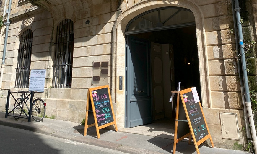 Image 8: Visite libre du Musée du Vin et du Négoce et dégustation de vin