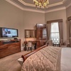 Image 13: London: Elegant 4* Stay with Breakfast