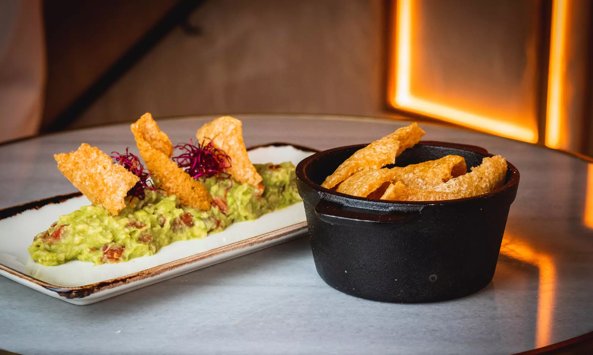 Menú mexicano para 2 o 4 personas con platos, bebidas y cócteles