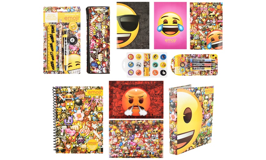 Image 1: Emoji-Themed Stationery Set