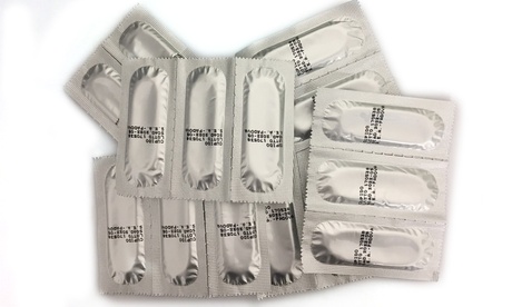 1 o 2 confezioni da 144 profilattici Pitbull Natural ad alta lubrificazione