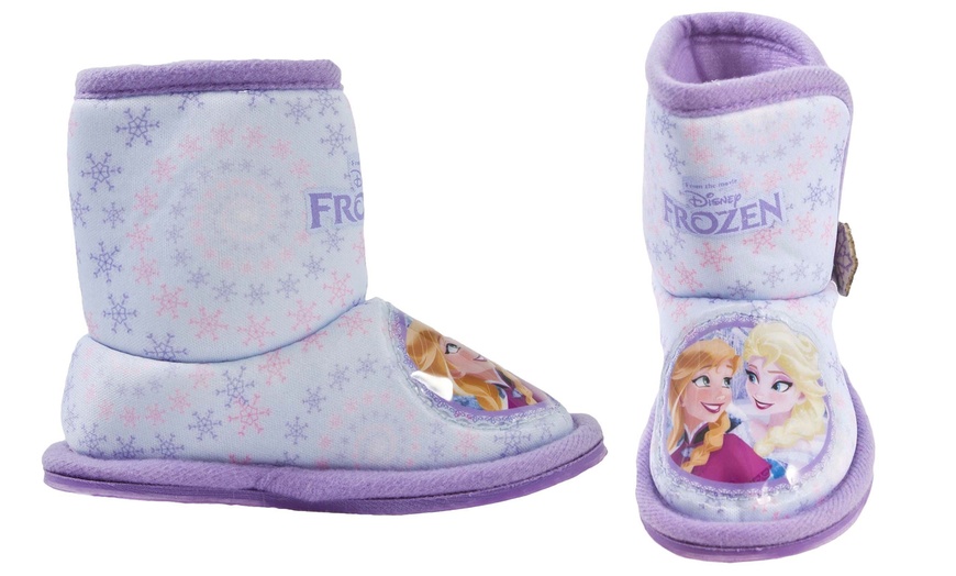 Image 7: Girls' Character Slippers