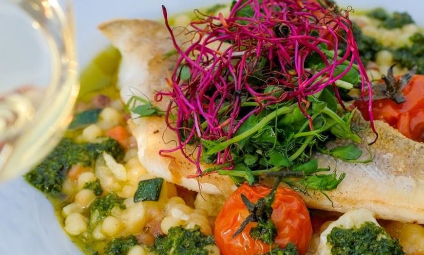 Image 3: 3-Gänge-Menü "Monaco" inkl. Aperitif & 1 Glas Wein für 1 oder 2 Pers.