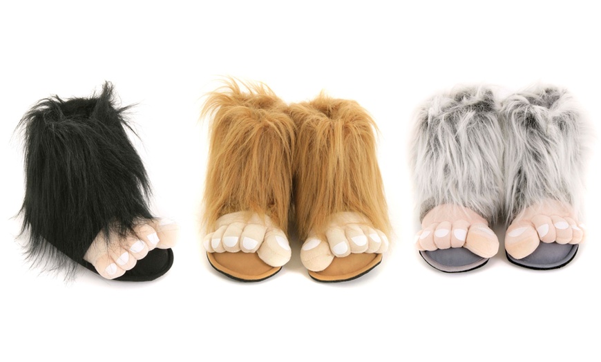 Image 2: Men's Bigfoot Novelty Slippers