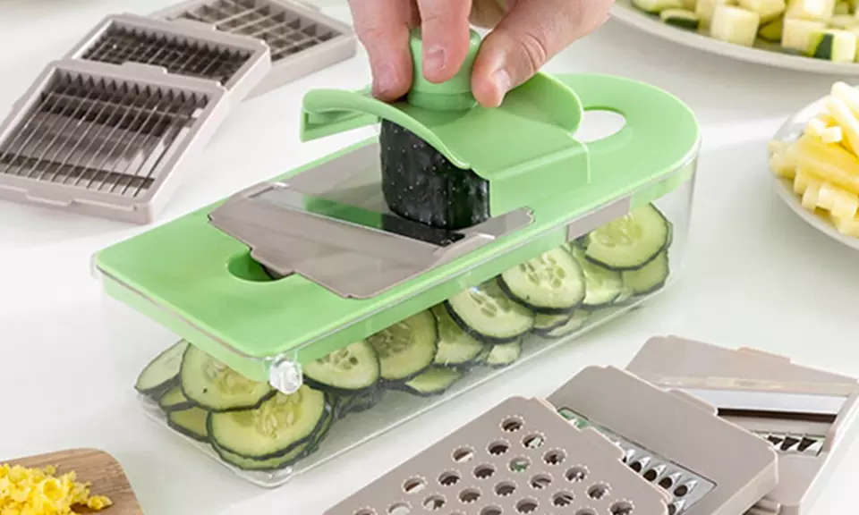 Tagliaverdure 7 in 1 con accessori - Primary Image