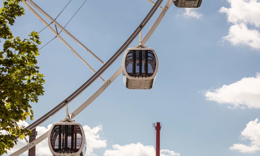 Image 3: Unvergessliche Panoramablicke im größten Riesenrad Deutschlands