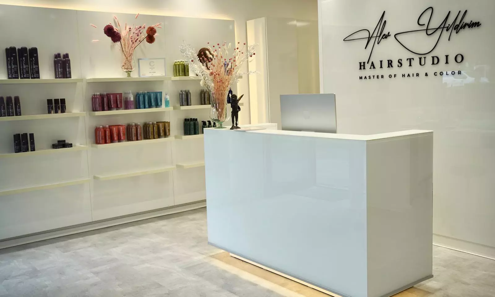 1x oder 2x Waschen, Schneiden und Föhnen für alle Haarlängen