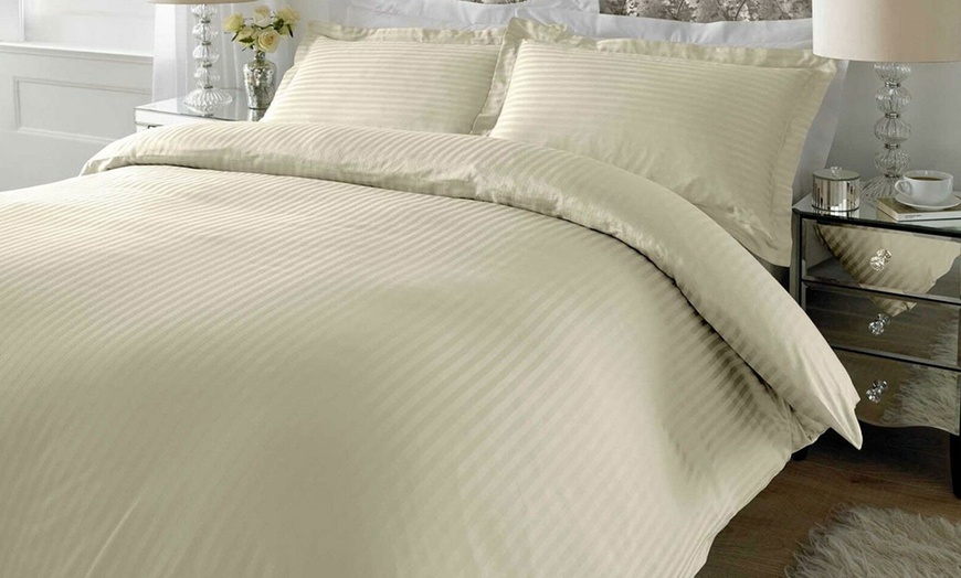 Image 7: Pure Cotton 300TC Hotel-Quality Bed Linen