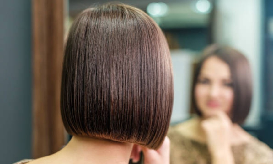 Image 10: Alisado de queratina o tratamiento hidratante en cabello corto o largo