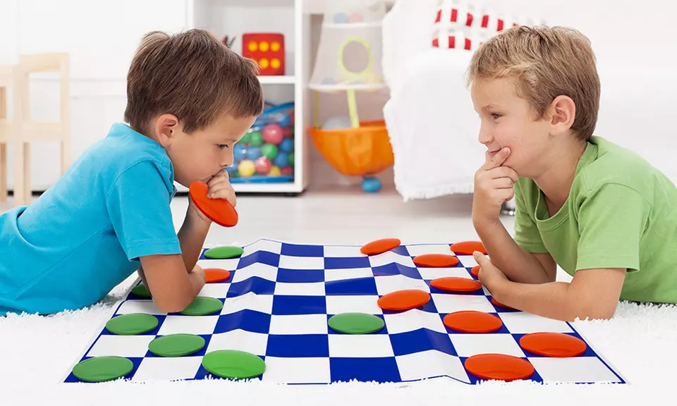 Jeu de dames géant - Primary Image