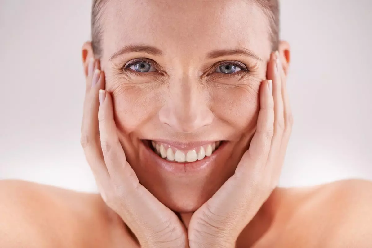 Mesotherapie nach Wahl für einen strahlenden Teint für 1 Dame über 40