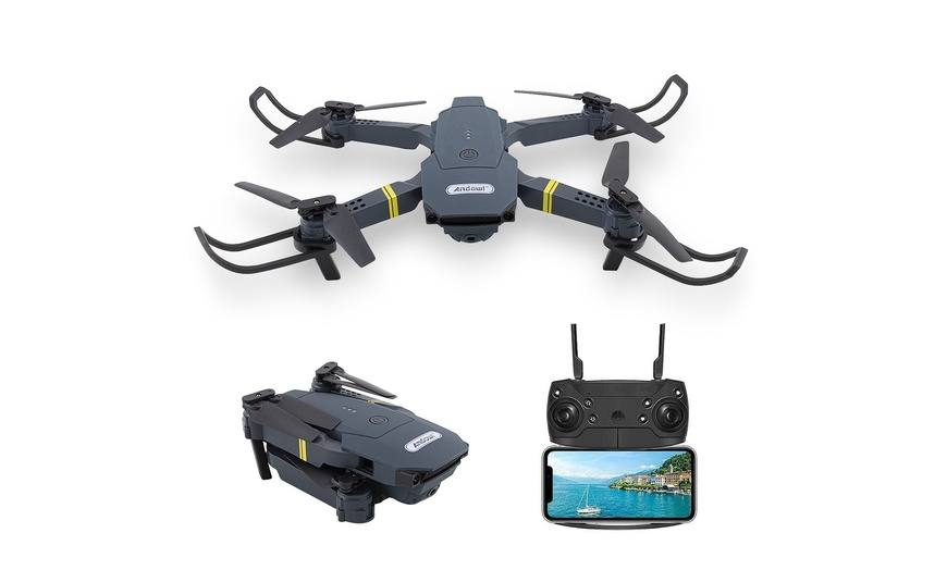 Image 2: Mini drone quadricoptère avec caméra et télécommande