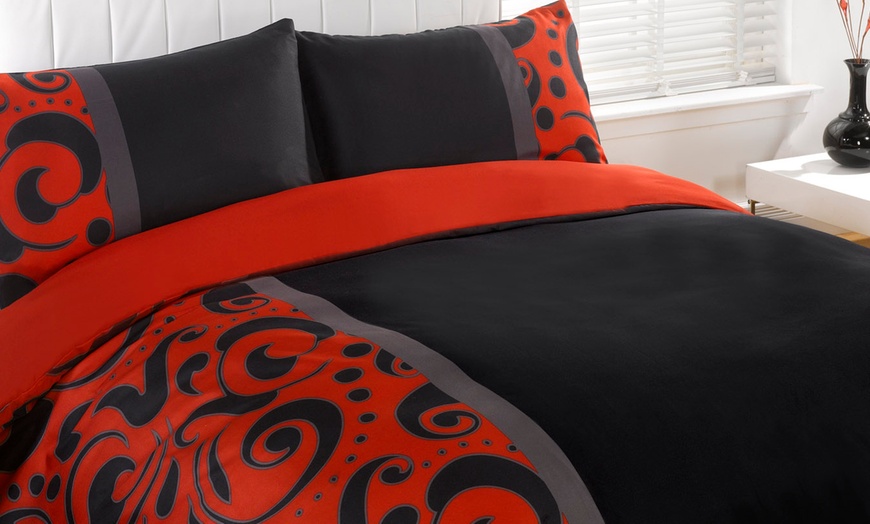 Image 7: Clearance: Duvet Sets from £5.00