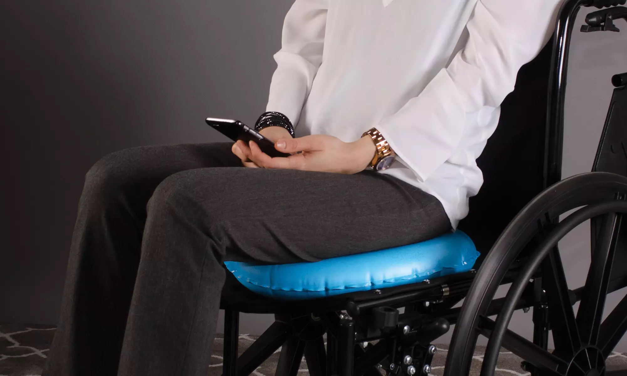 Inflatable Donut Seat Cushion - Second Medium