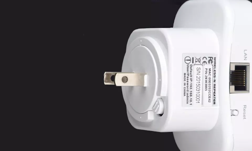 Trend Matters Mini WiFi Range extender and repeater 300 Mbps - Second Medium