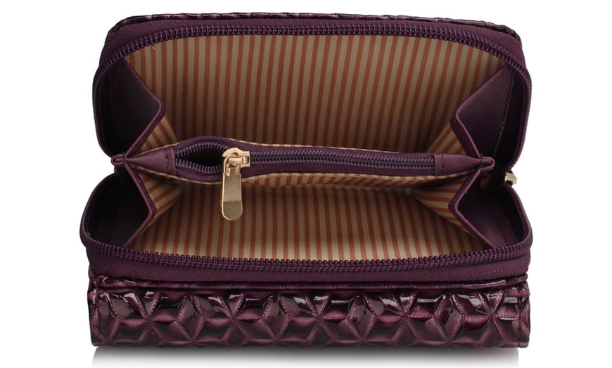 Image 16: Women's Crown Purse