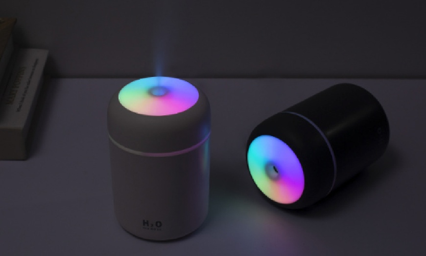 Image 4: USB Portable Air Humidifier with Colourful Light