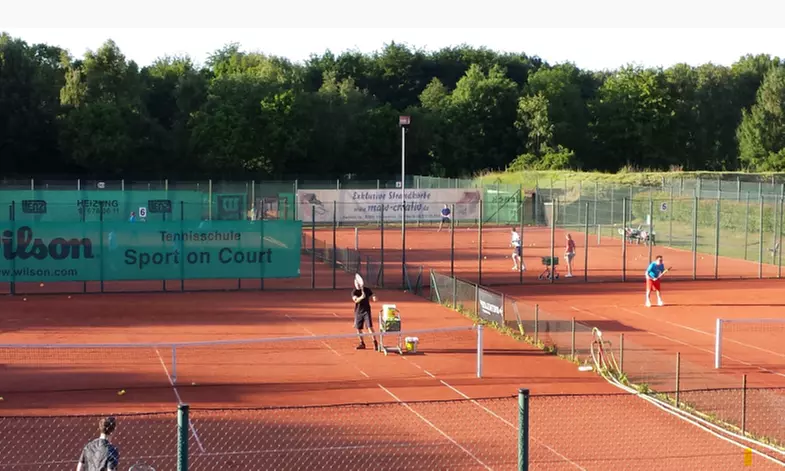 Erlebe schnellen Lernerfolg & Spaß mit einem Fast Learning Tennis-Kurs