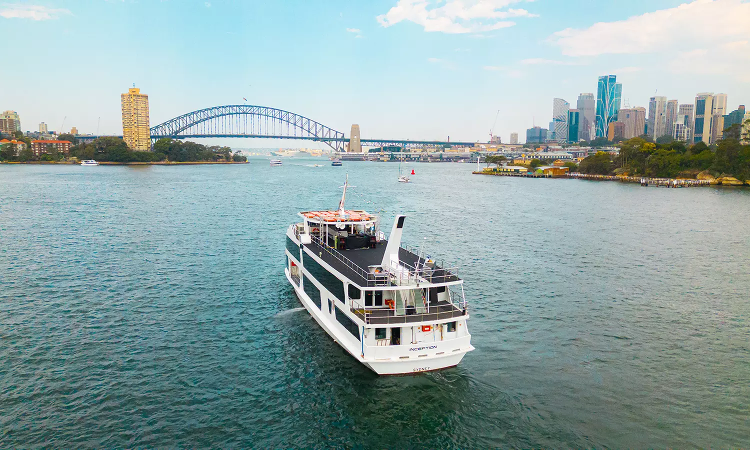 Vivid Sydney Cruise: Lights, Entertainment, & Themed Experience