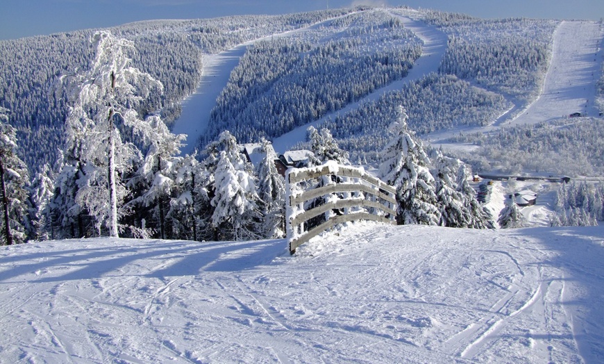 Image 4: Czechy: Całodzienny skipass dla każdego, 30 km od granicy