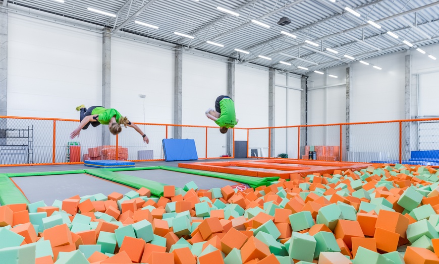 Image 7: Godzinna zabawa w parku trampolin w Parku Trampolin Jump Arena