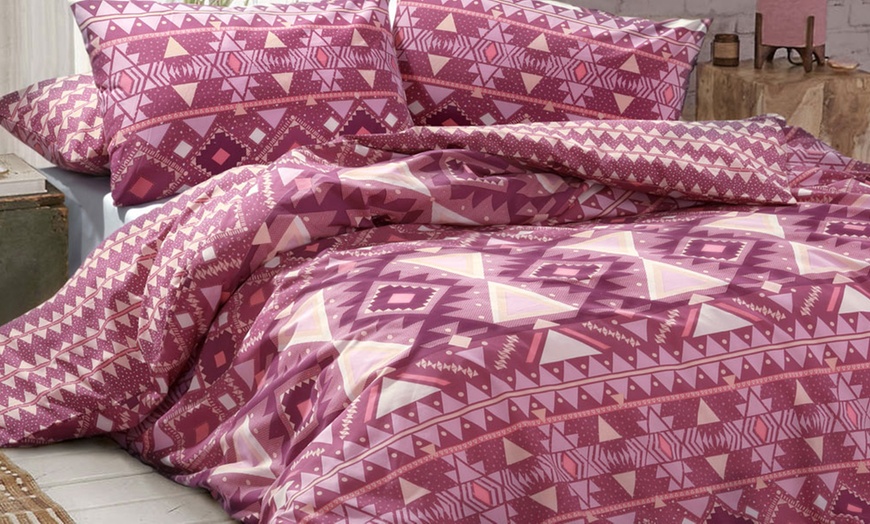 Image 3: Navajo Reversible Duvet Cover Set