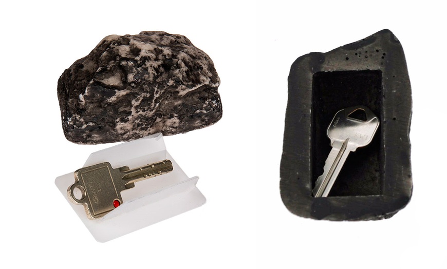 Image 2: Hide a Key Rock