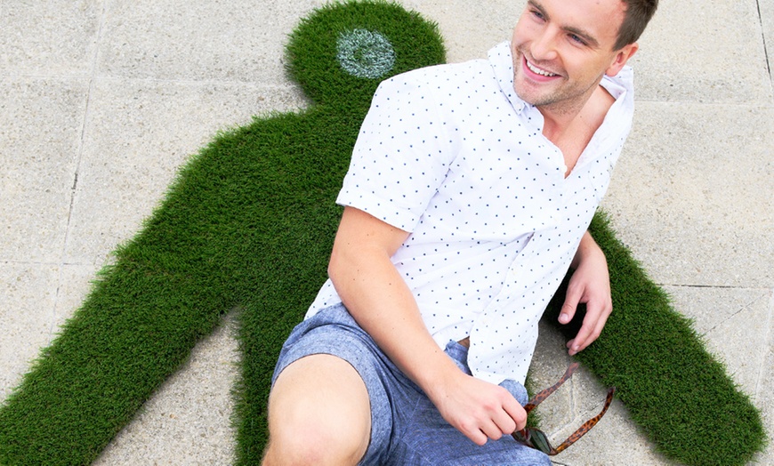 Image 2: The Lawnsie - A portable lawn that allows you to sunbathe anywhere