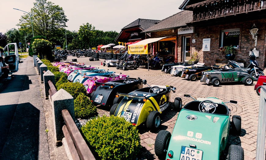 Image 4: Spüre den Adrenalinkick: 1-2 Std. Hot Rod Tour in Aachen für 1 Person
