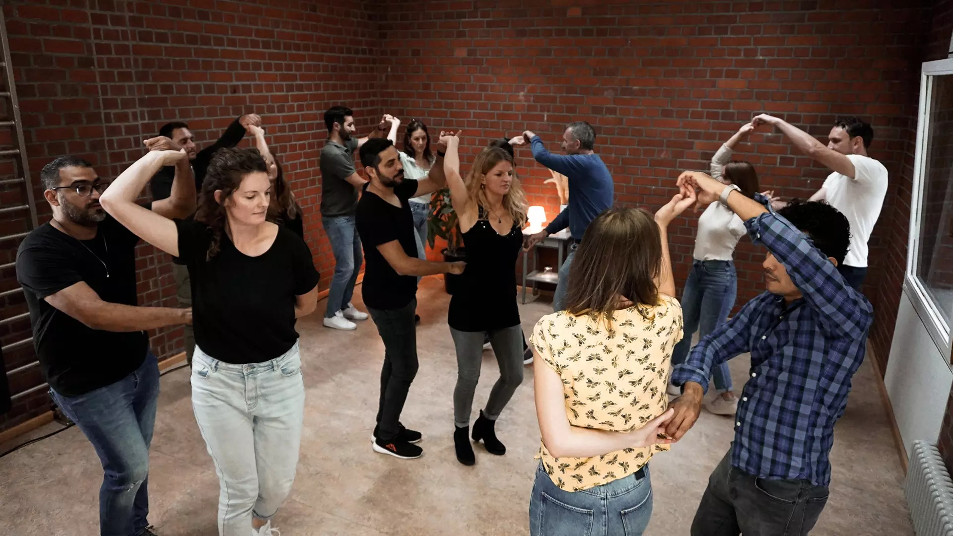 Bis zu 65% Rabatt auf den Tanzkurs bei Salsa Tanzen Munich Tanzschule