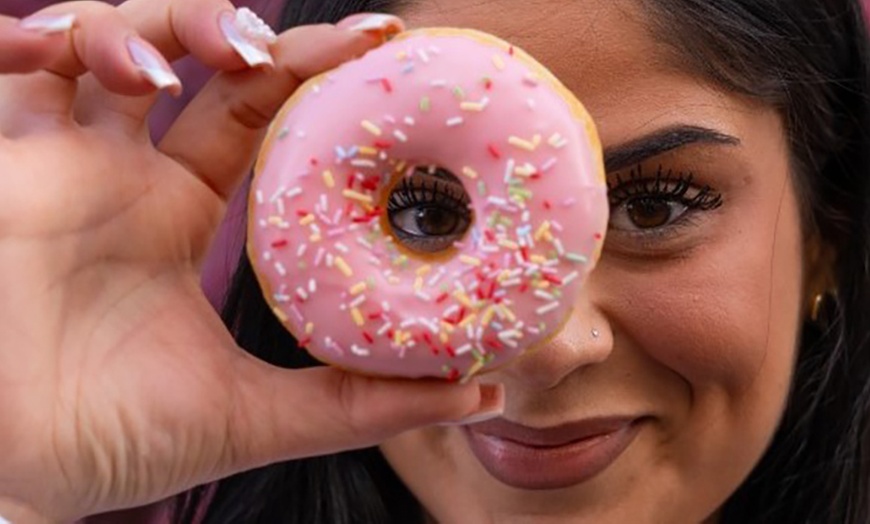 Image 7: Los mejores donuts personalizados y bubble teas de Málaga te esperan