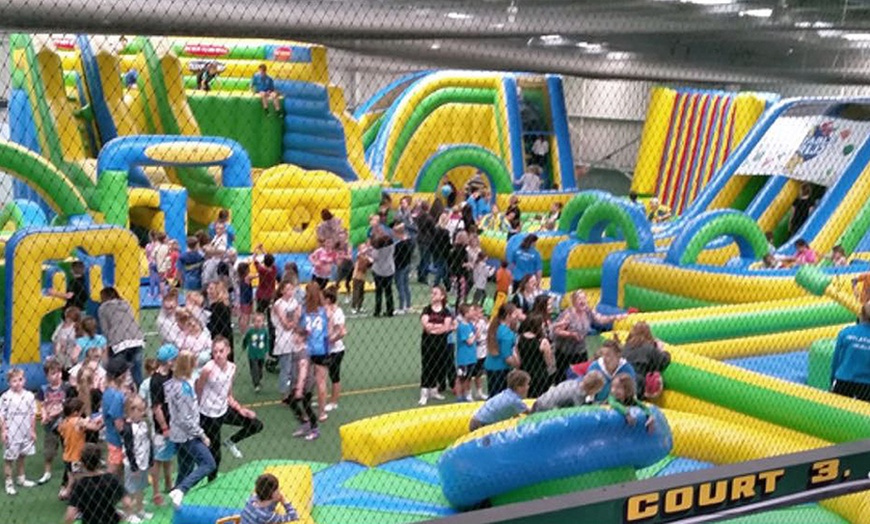 Image 2: Fantastic Indoor Inflatable World