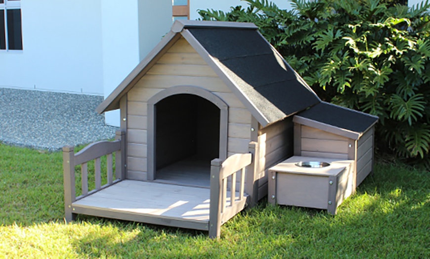 Image 7: Cedar Wood Dog Kennels